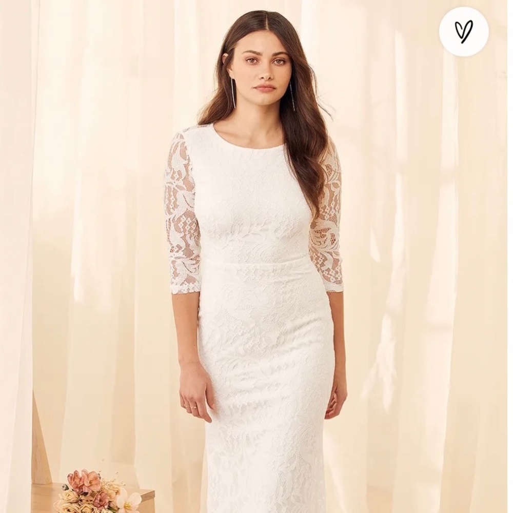 Adley White Lace, Backless Maxi Dress